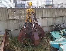 Fuchs MHL320 - Orange peel grab/Mehrschalengreifer/Polyp